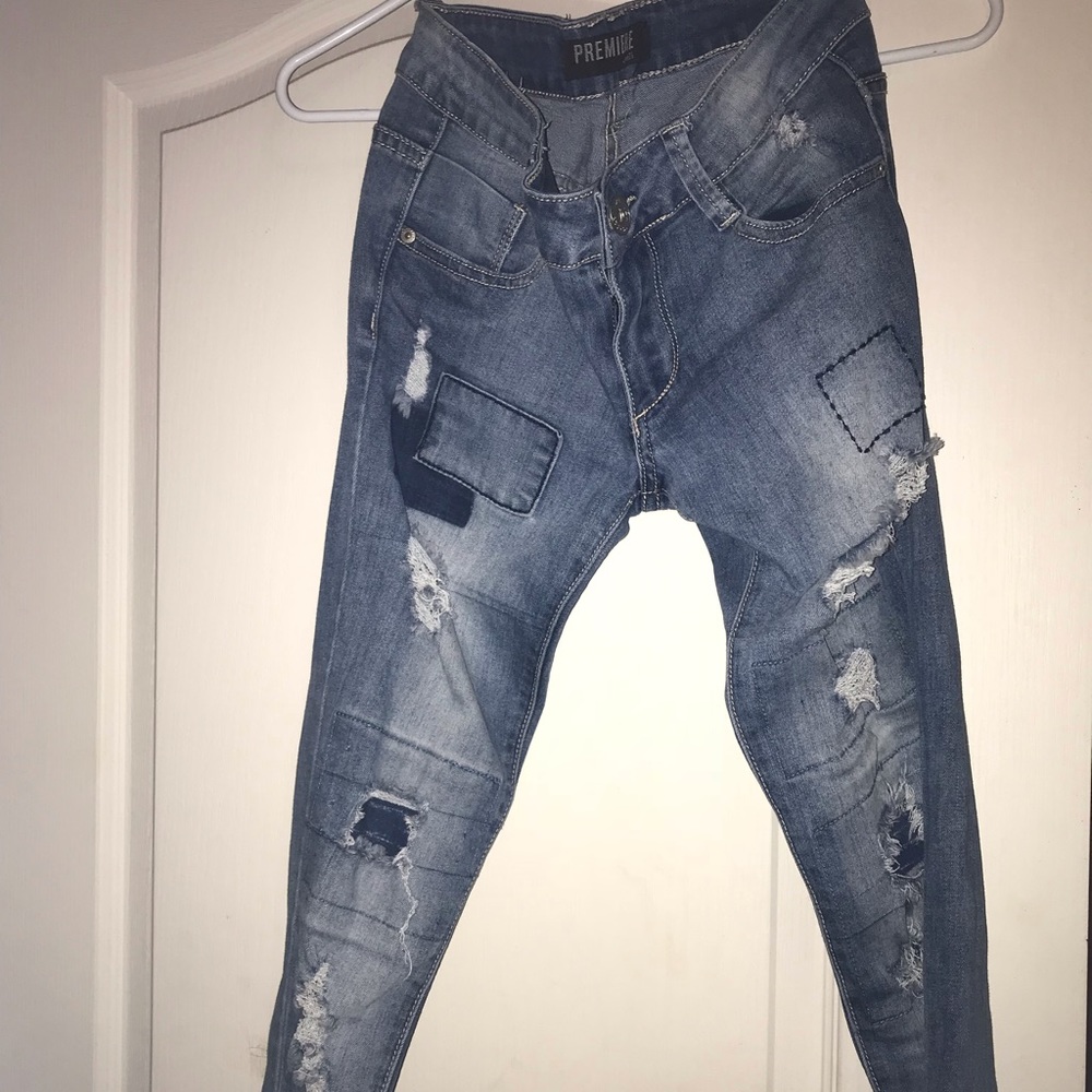 Low Rise Distressed Jeans Size 0